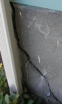 cracked-foundation
